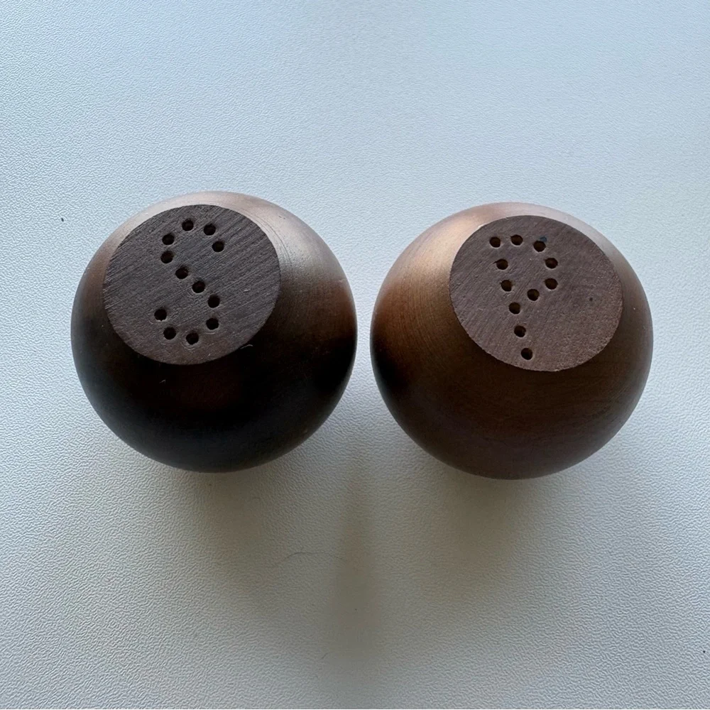 Mid-Century Modern wood salt and pepper shakers set with 4 wooden napkin rings